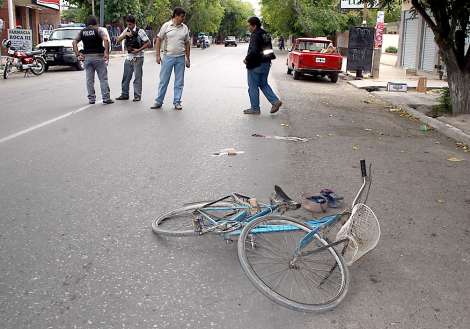 Un anciano murió tras chocar en su bicicleta Un anciano murió tras chocar en su bicicleta