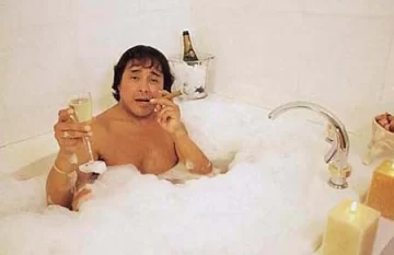 Hara musical sobre su vida Hara musical sobre su vida