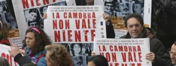 Multitudinaria marcha contra la mafia Multitudinaria marcha contra la mafia