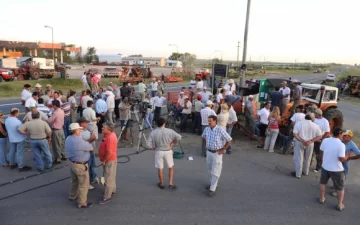 Con el feriado, volvió la calma a los cortes de ruta Con el feriado, volvió la calma a los cortes de ruta