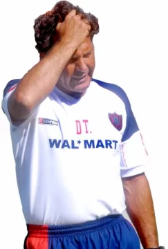 El DT Russo: En la cuerda floja El DT Russo: En la cuerda floja