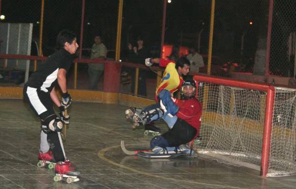 Estudiantil se acerca a la cima Estudiantil se acerca a la cima
