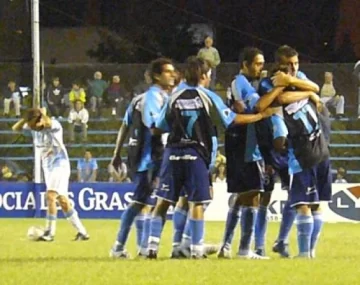 Estudiantes y Atenas en camino sanjuanino Estudiantes y Atenas en camino sanjuanino