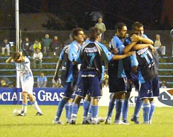 Estudiantes y Atenas en camino sanjuanino Estudiantes y Atenas en camino sanjuanino