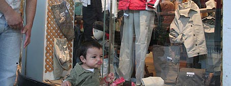 El comercio minorista tuvo en marzo su peor caída en ventas El comercio minorista tuvo en marzo su peor caída en ventas