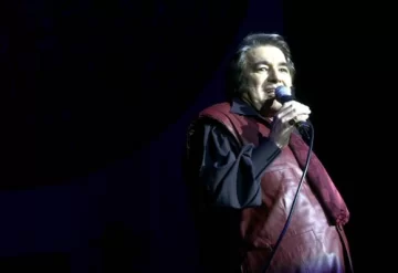 Sandro espera poder operarse en Mendoza Sandro espera poder operarse en Mendoza