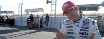 El ‘Pato’ Silva ganó la primera carrera del año El ‘Pato’ Silva ganó la primera carrera del año