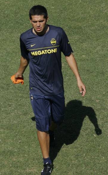 Riquelme continúa preocupando a Boca Riquelme continúa preocupando a Boca