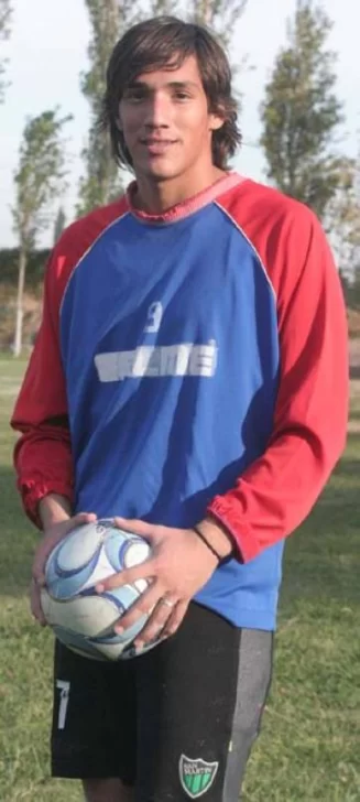 Más verde que negro Más verde que negro