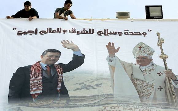 Benedicto XVI: Un viaje para sembrar paz Benedicto XVI: Un viaje para sembrar paz