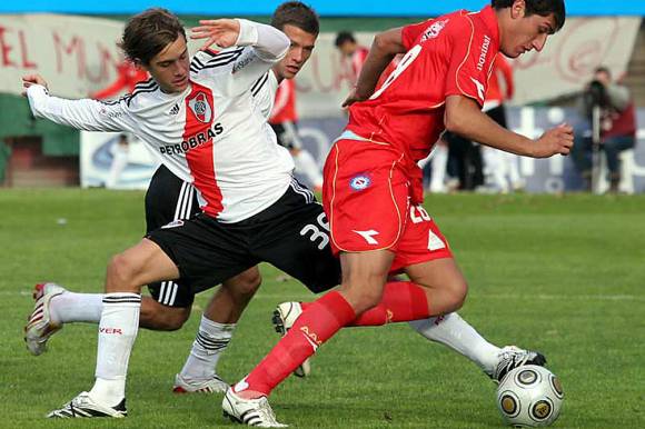River, a la deriva y fuera de juego