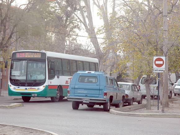 Capital: las grúas no levantan autos desde Urquiza al Oeste Capital: las grúas no levantan autos desde Urquiza al Oeste