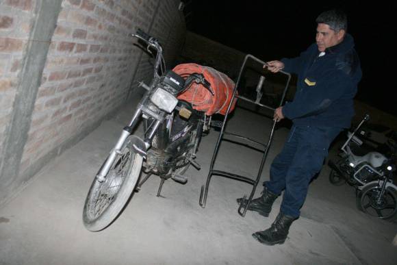 Un chico asaltante Un chico asaltante