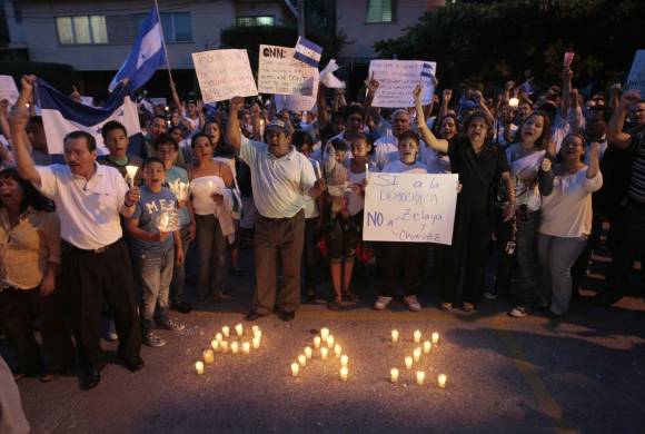 Marchas y contramarchas en un clima de tensión en Honduras Marchas y contramarchas en un clima de tensión en Honduras