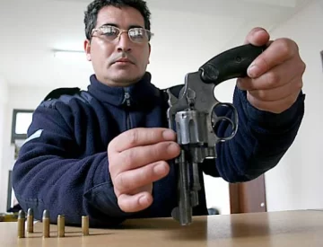 Armado, contra su hijo Armado, contra su hijo