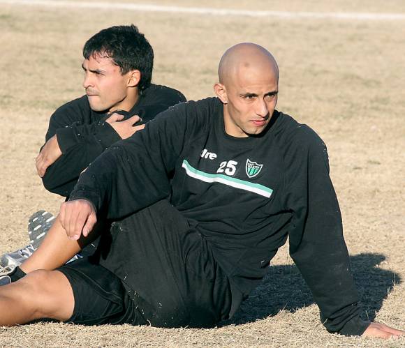 Va cayendo gente al baile Va cayendo gente al baile