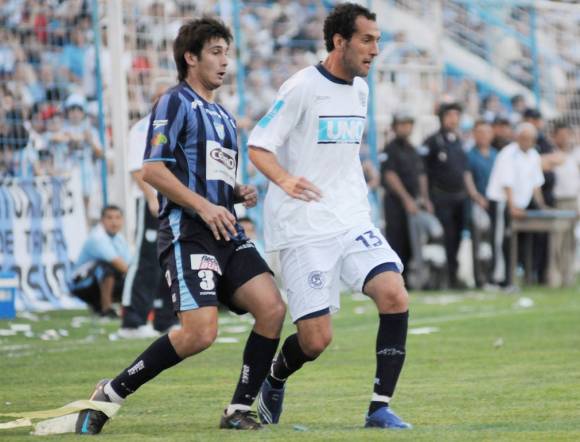 Un poker de refuerzos Un poker de refuerzos