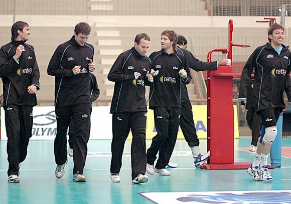 Objetivo: sumar los tres puntos Objetivo: sumar los tres puntos