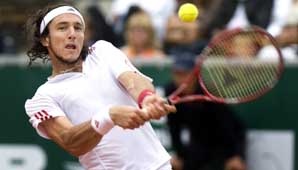 Juan “Pico” Mónaco no pudo con Soderling y se quedó con la manos vacías Juan “Pico” Mónaco no pudo con Soderling y se quedó con la manos vacías