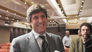 Argentina vuelve a recibir dinero del Fondo Monetario Internacional Argentina vuelve a recibir dinero del Fondo Monetario Internacional