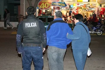 Con armas, robaron $8.500 para sueldos Con armas, robaron $8.500 para sueldos