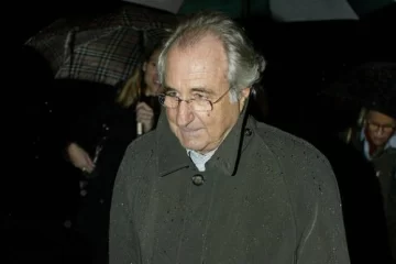 Hasta Madoff está sorprendido por el éxito de su millonaria estafa