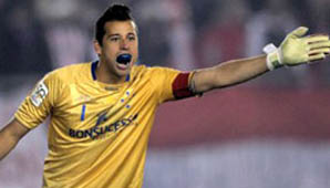 En Brasil celebraron el empate gracias a la “muralla” Fábio En Brasil celebraron el empate gracias a la “muralla” Fábio