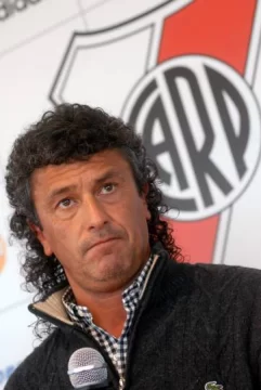 Gorosito reclamó refuerzos a los dirigentes Gorosito reclamó refuerzos a los dirigentes