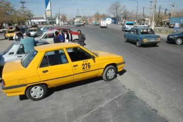 Otra vez los remises. Otra vez los remises.