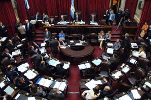 Aprobaron el 82 % móvil para docentes universitarios Aprobaron el 82 % móvil para docentes universitarios