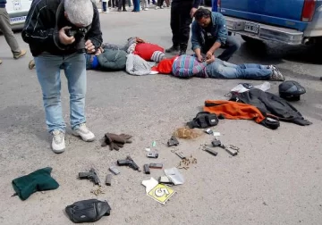 Cae una presunta banda con 4 pistolas Cae una presunta banda con 4 pistolas