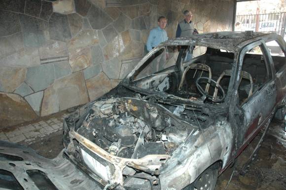 Sin auto por el fuego Sin auto por el fuego