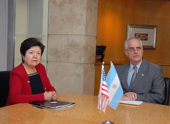 Taiana recibió a la nueva embajadora de EE.UU. Taiana recibió a la nueva embajadora de EE.UU.