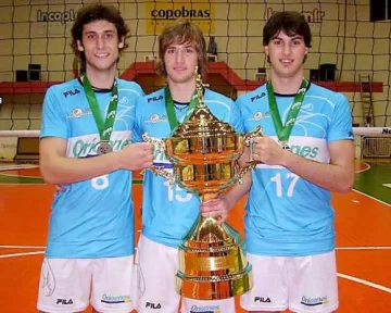 Con refuerzo y rivales Con refuerzo y rivales