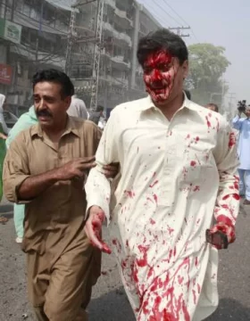 Dos ataques dejan al menos 15 muertos en Pakistán Dos ataques dejan al menos 15 muertos en Pakistán