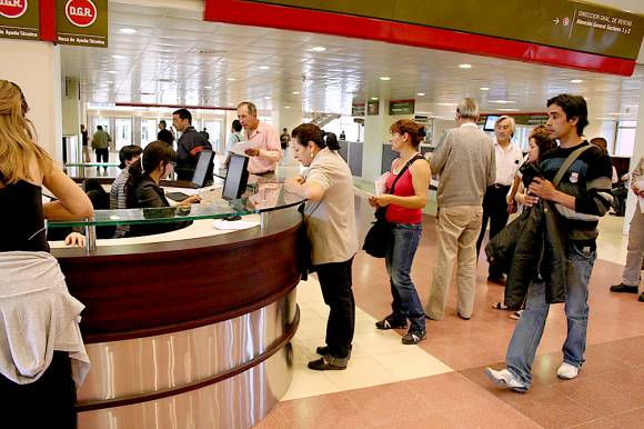 Un cuello de botella en el Centro Cívico Un cuello de botella en el Centro Cívico