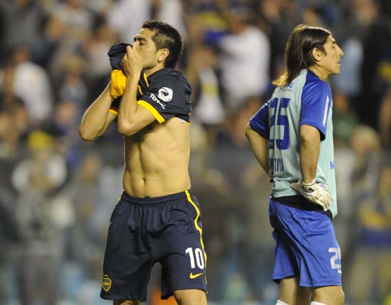 Riquelme será titular ante Vélez Riquelme será titular ante Vélez