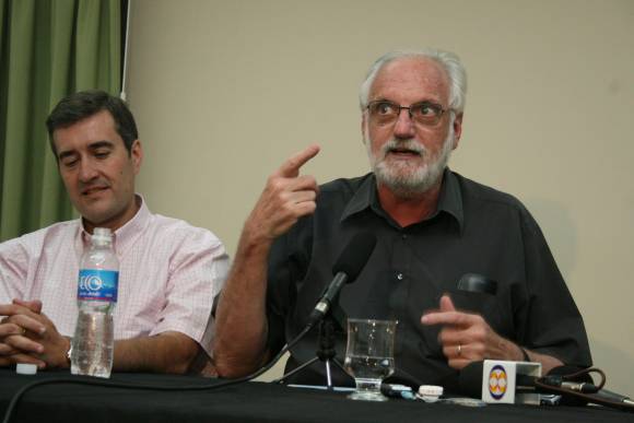 De Pablo: “Este gobierno sólo da manotazos”. De Pablo: “Este gobierno sólo da manotazos”.