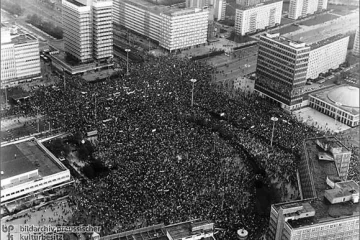 Una marcha anticipó la caída del Muro de Berlín Una marcha anticipó la caída del Muro de Berlín