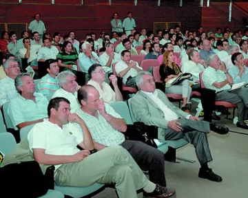 La crisis no frena más de $20 millones a invertir en olivos La crisis no frena más de $20 millones a invertir en olivos