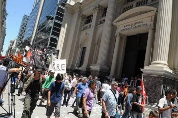 Conflicto por el Central abre el debate por su autonomía Conflicto por el Central abre el debate por su autonomía