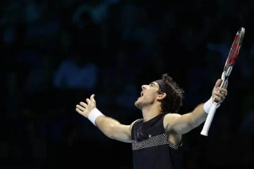 Por más gloria Por más gloria