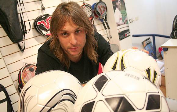 Regreso a la titularidad Regreso a la titularidad