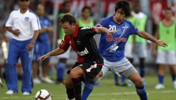 Newell’s debutó en la Copa con un empate frente a Emelec Newell’s debutó en la Copa con un empate frente a Emelec
