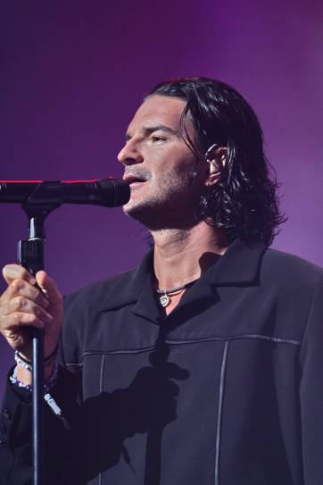 Cambia fecha o a otra parte Cambia fecha o a otra parte