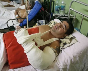 Roban y balean al sereno de un boliche Roban y balean al sereno de un boliche