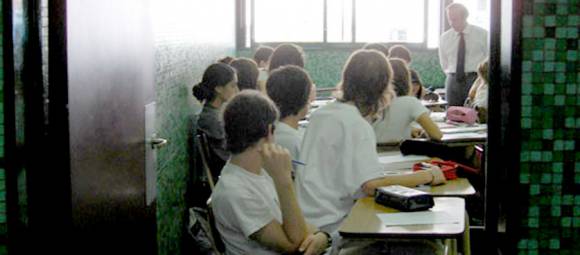 Podrán pasar de año hasta con 3 previas Podrán pasar de año hasta con 3 previas