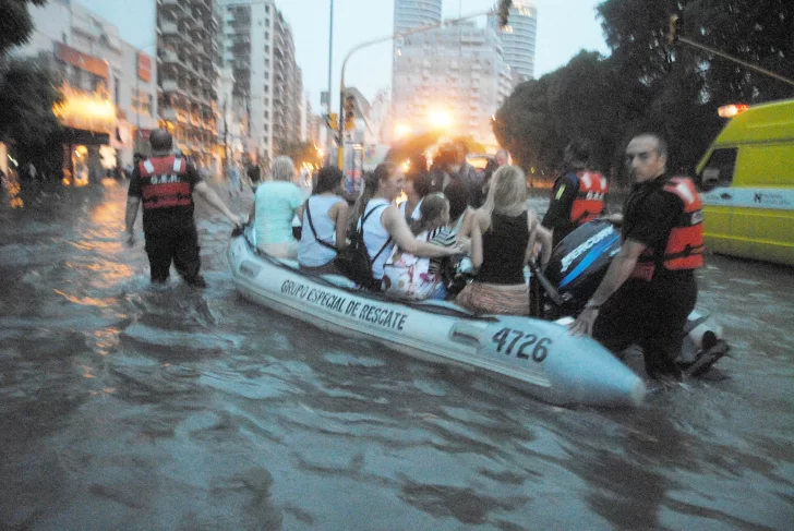 Continuó sin éxito la búqueda del niño desaparecido Continuó sin éxito la búqueda del niño desaparecido