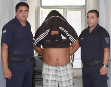 Fingía nexos en la Aduana para poder estafar Fingía nexos en la Aduana para poder estafar