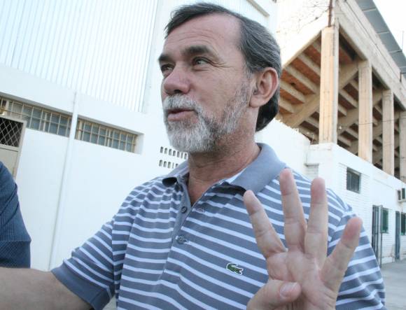 Con el respaldo de Miadosqui Con el respaldo de Miadosqui